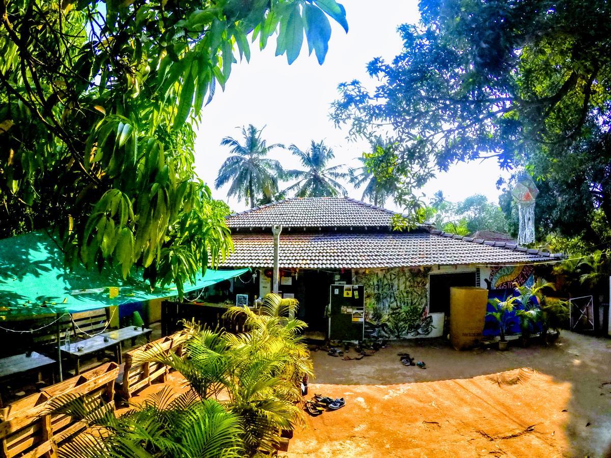 Happy Panda Hostel Arambol Goa 外观 照片